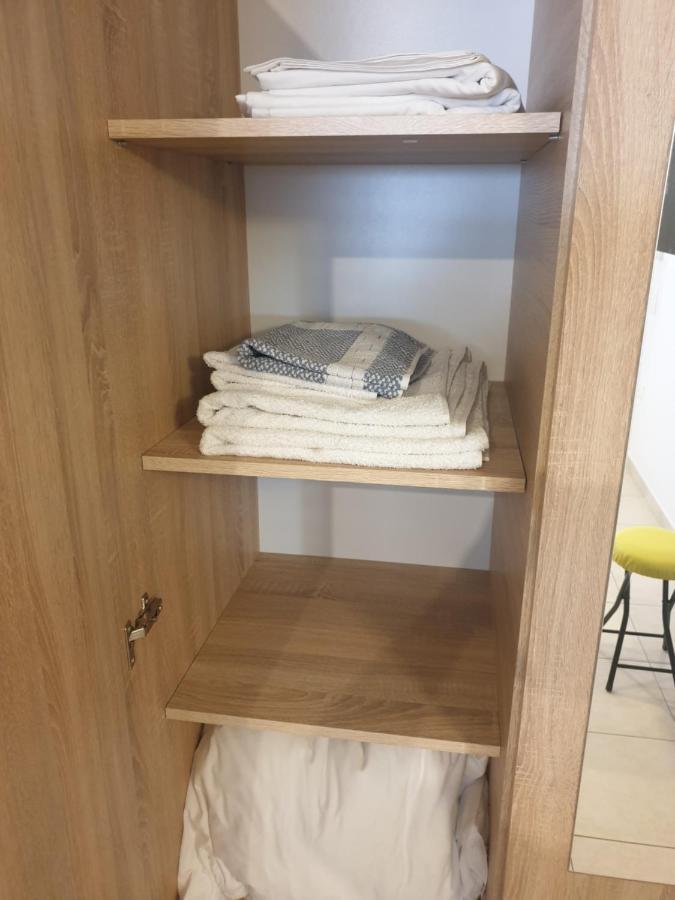 Green - Comfy Center Rodos Asgourou エクステリア 写真